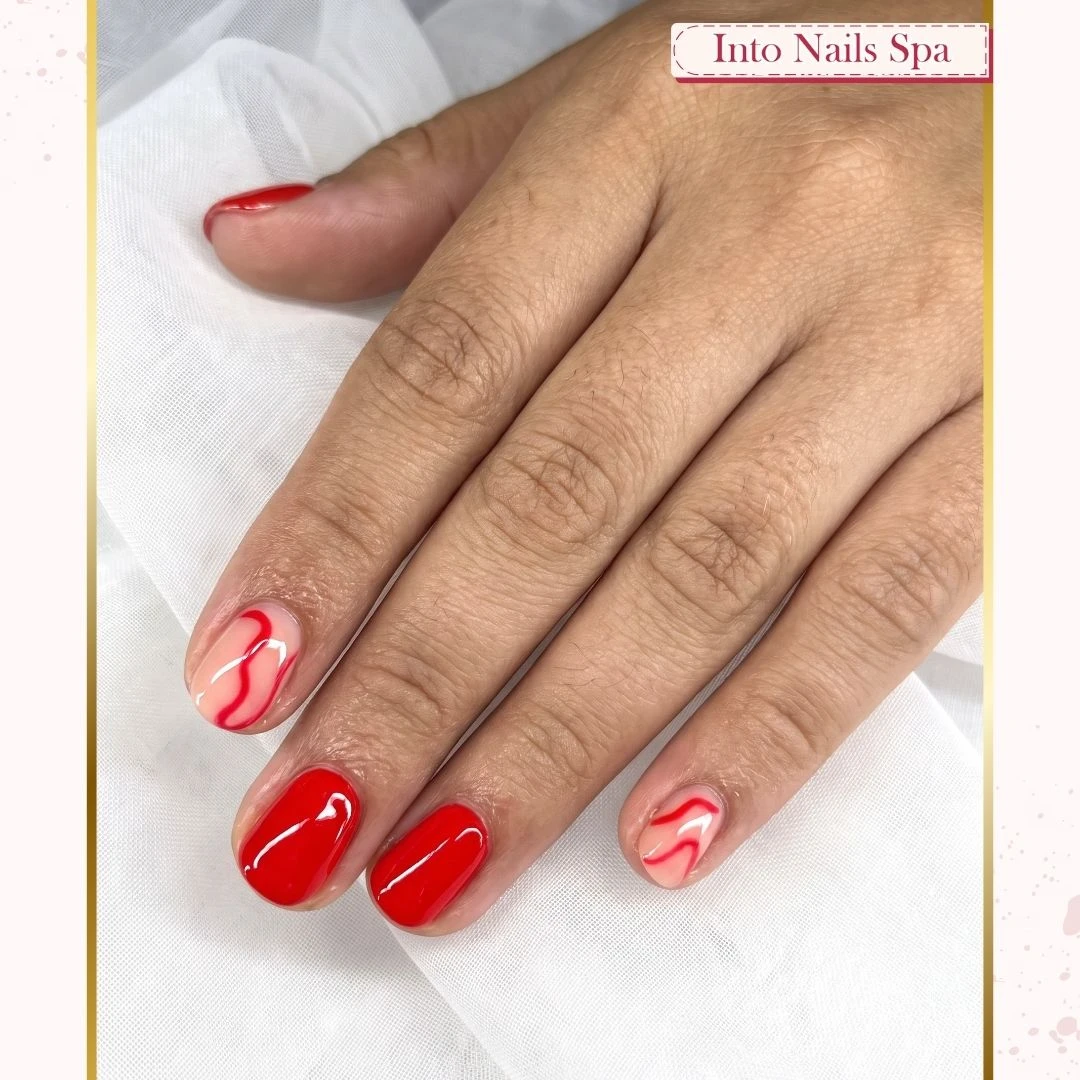 Into Nails Spa