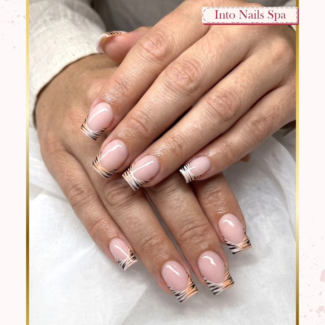 Into Nails Spa