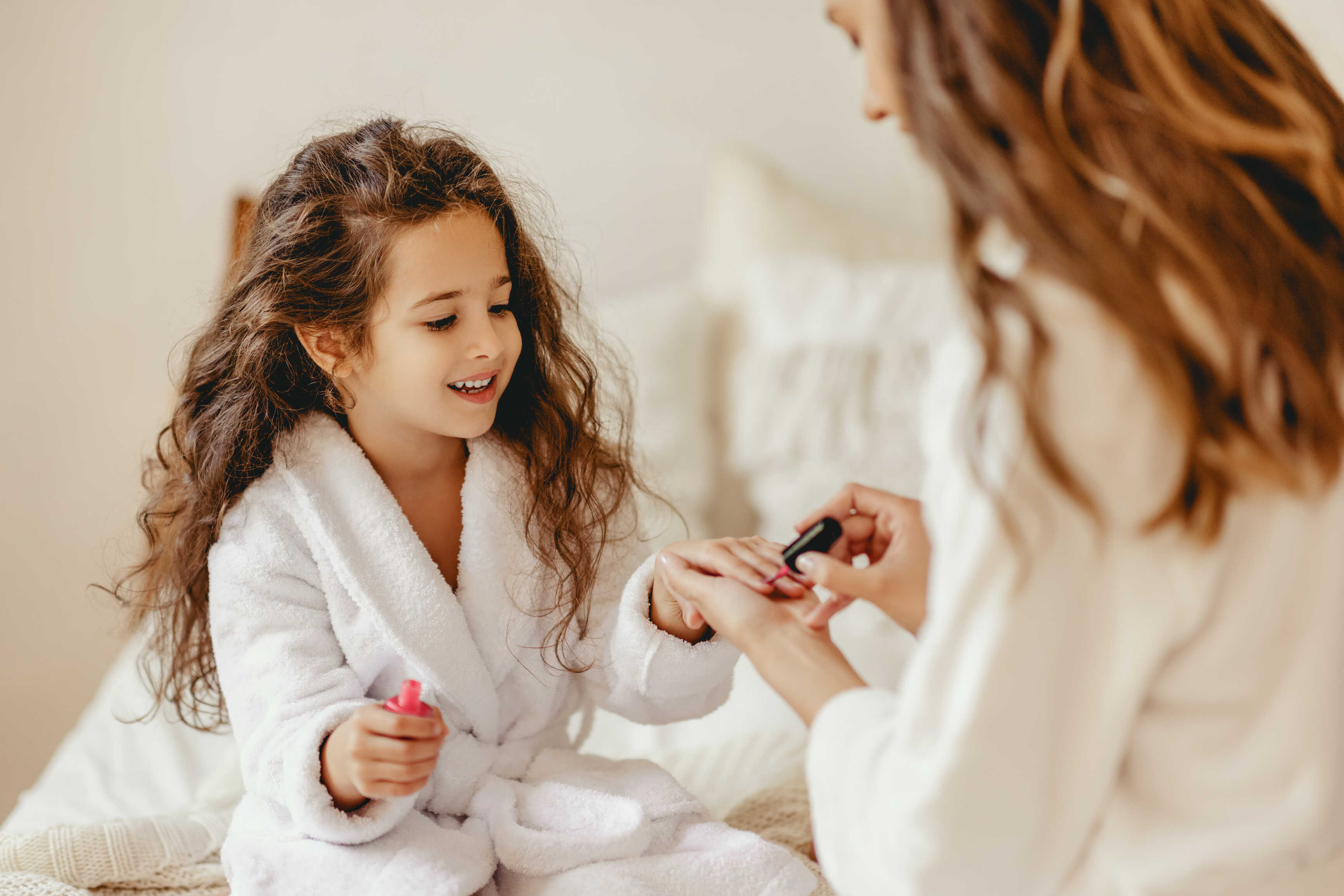 KIDS 10 & UNDER (INCLUDES 2 FREE NAIL DESIGNS) KIDS 10 & UNDER (INCLUDES 2 FREE NAIL DESIGNS)