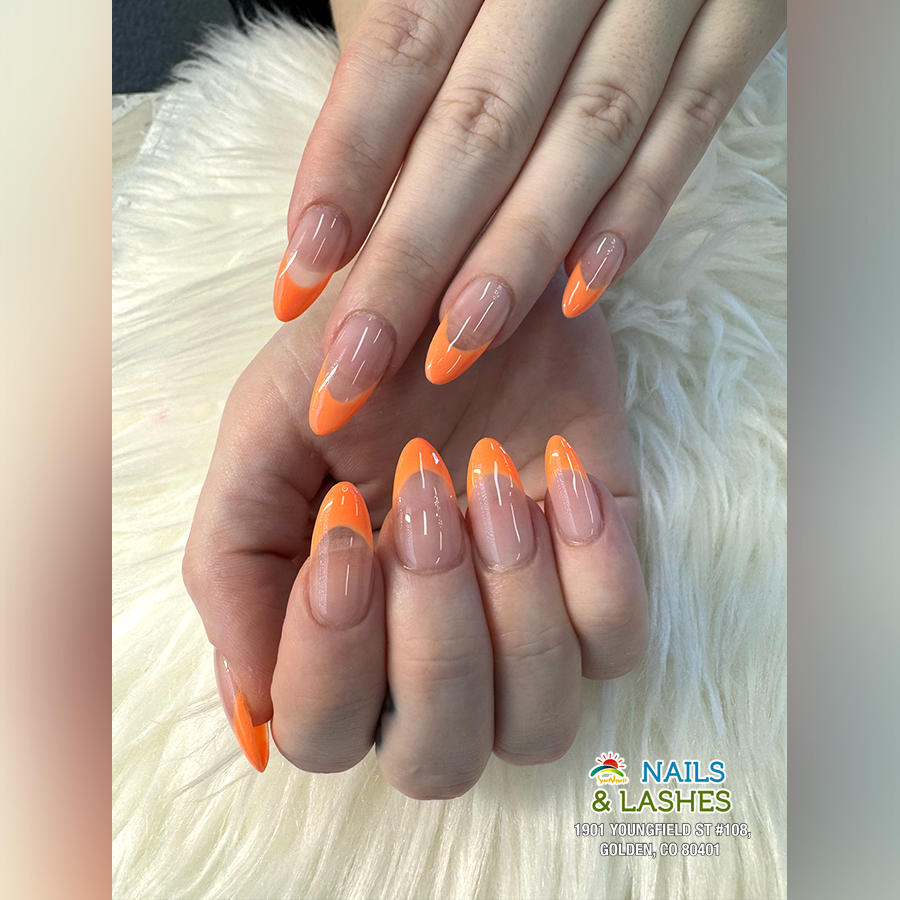 Sunshine Nails & Lashes (3)