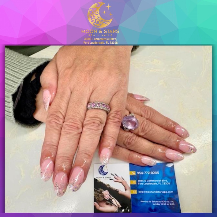 Moon and Stars Spa Nails 100326 (2)
