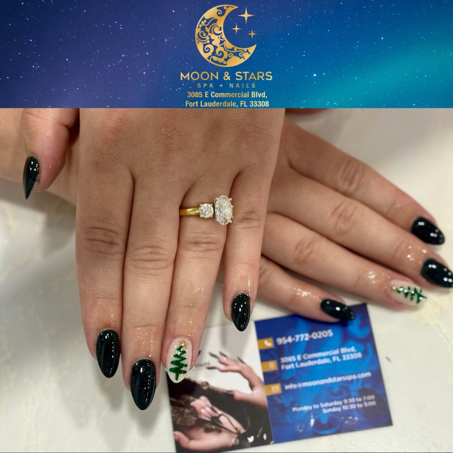 Moon and Stars Spa Nails 121225 (3)