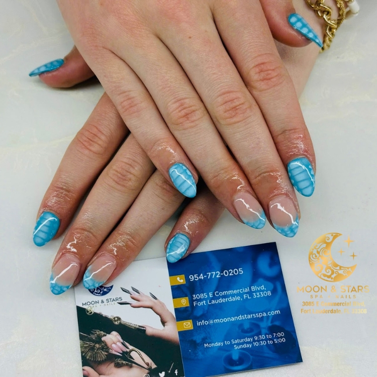 Moon and Stars Spa Nails (2)