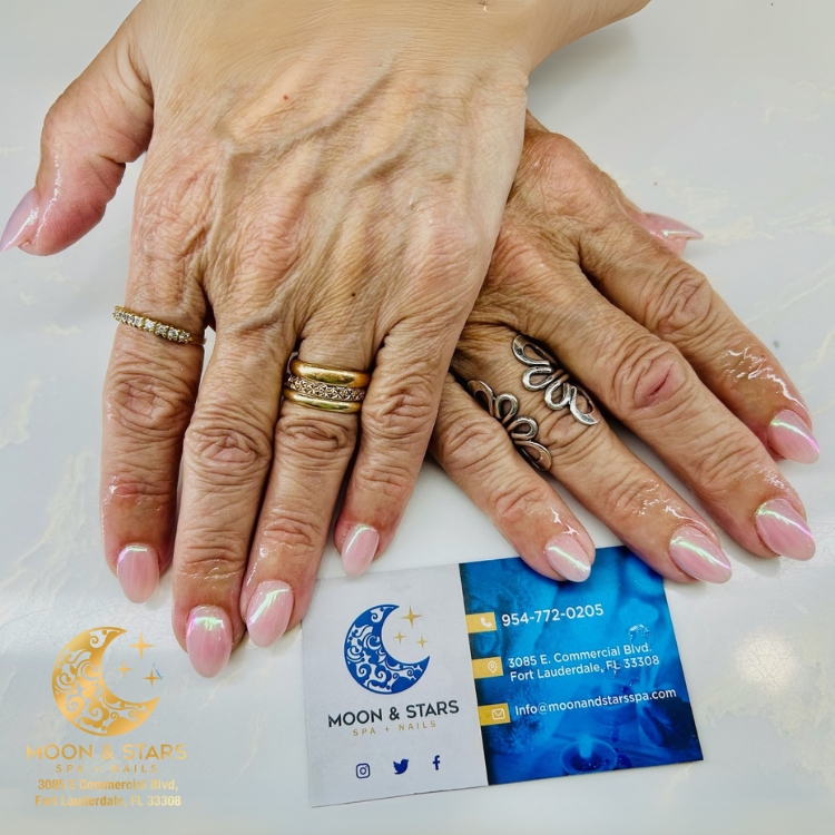 Moon and Stars Spa Nails (3)