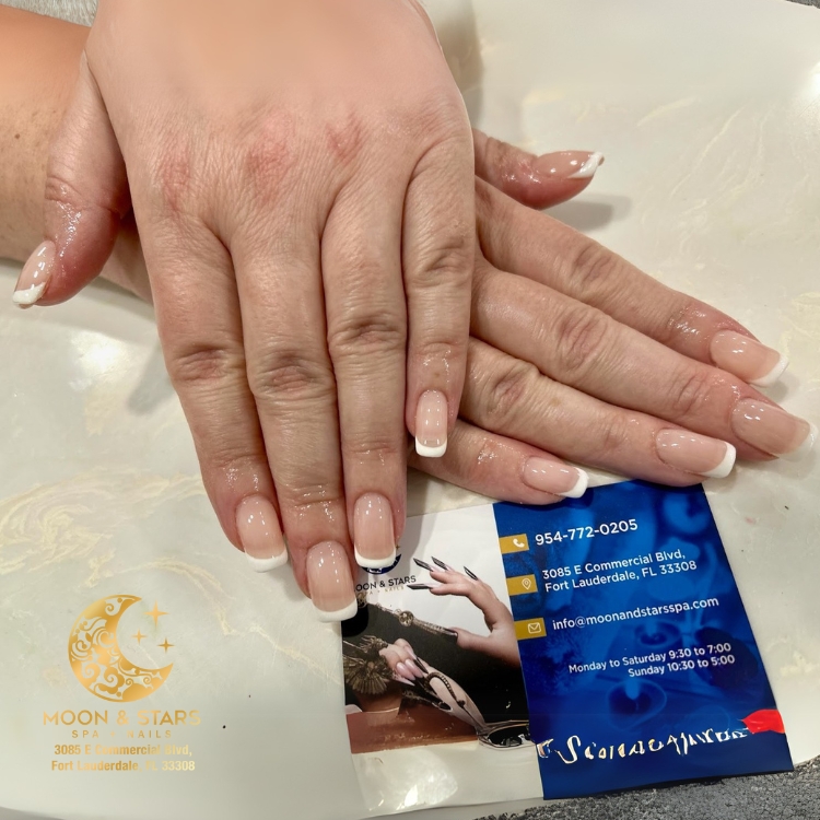 Moon and Stars Spa Nails (4)