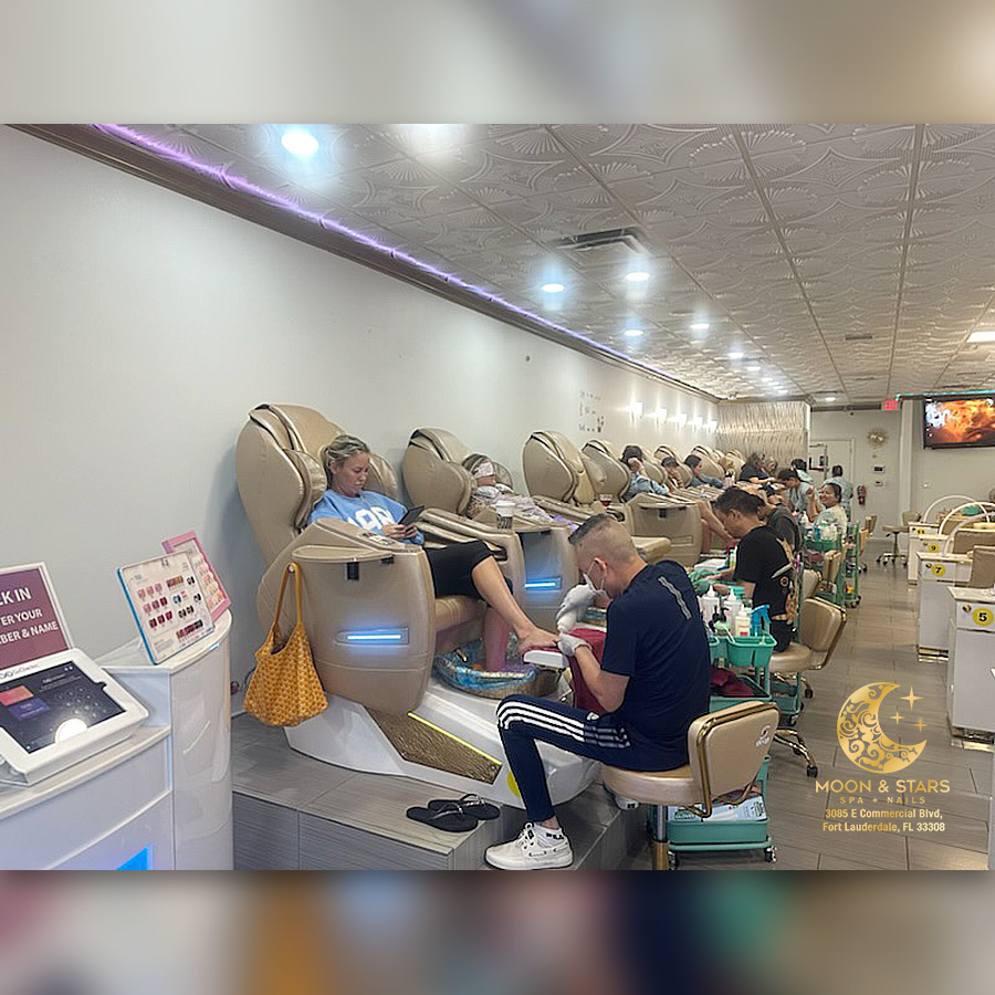 Moon and Stars Spa in Fort Lauderdale, FL 33308
