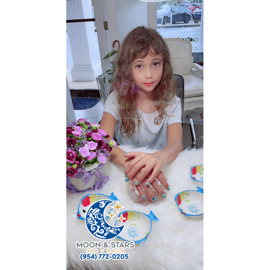 Moon and Stars Spa | Nail salon 33308 | Pedicure near me Fort Lauderdale