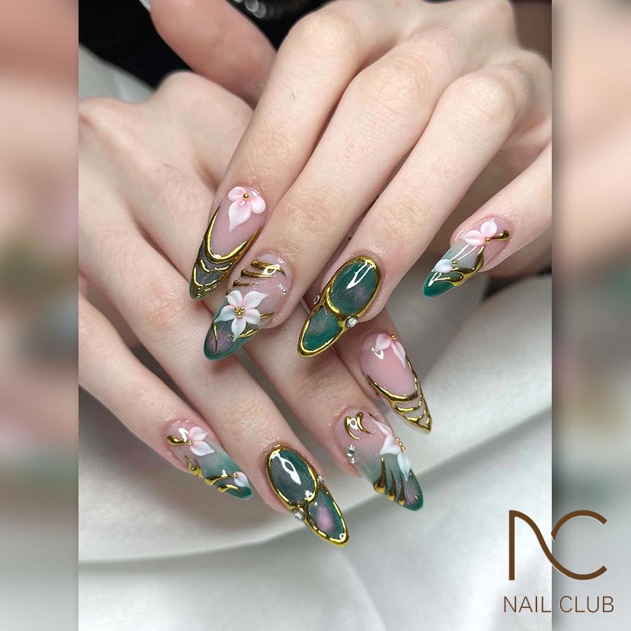 Nails Club