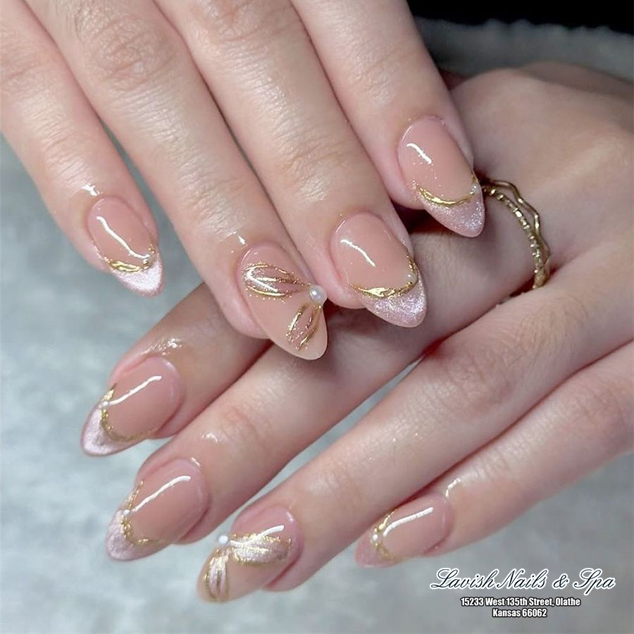 Lavish Nails