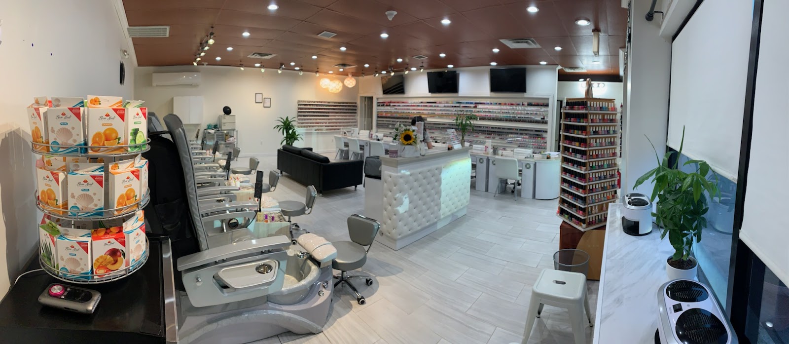 Nail Salon