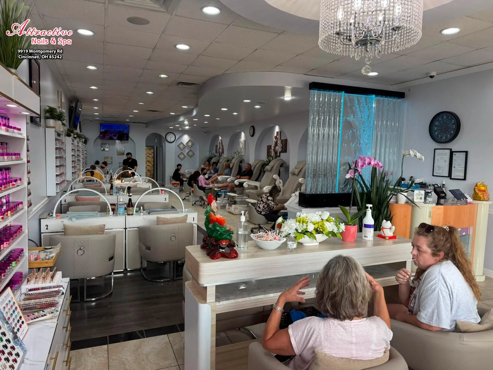 Attractive Nails & Spa