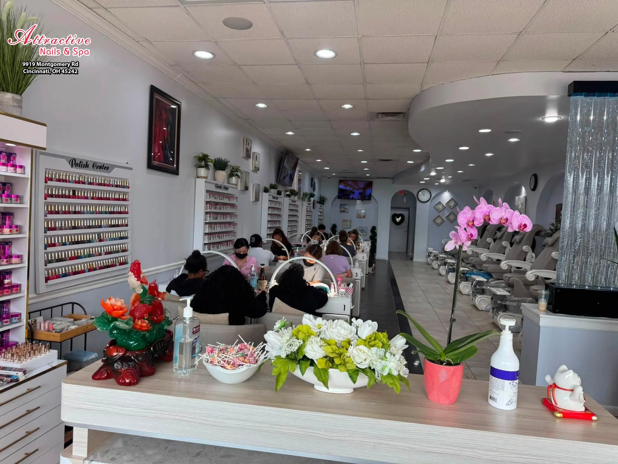 Attractive Nails & Spa