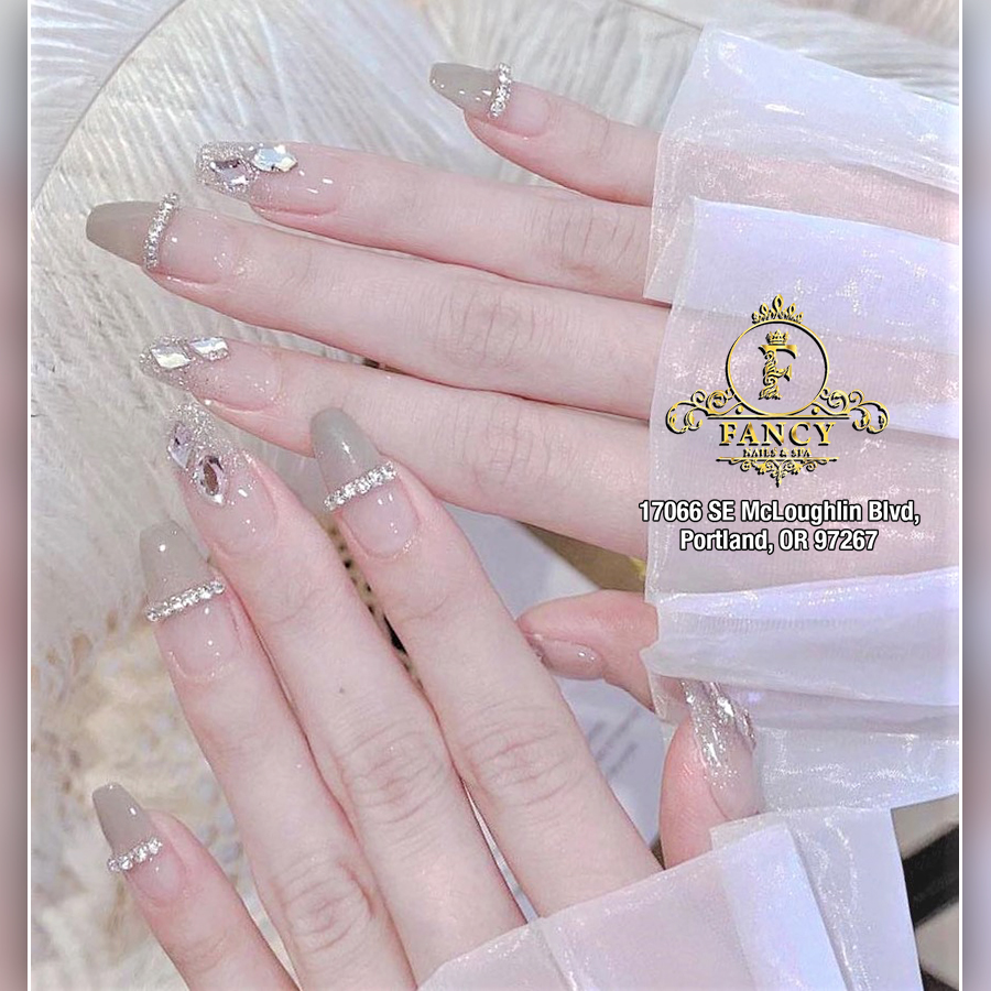 nail salon 97267