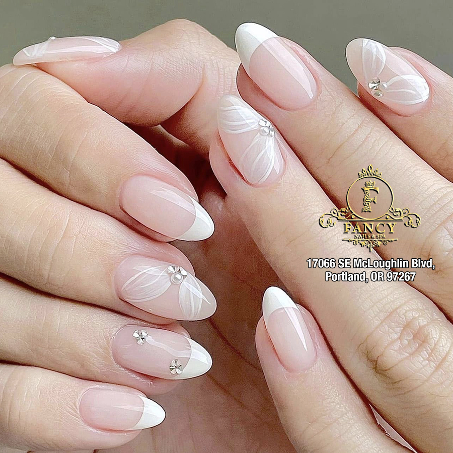 nail salon 97267