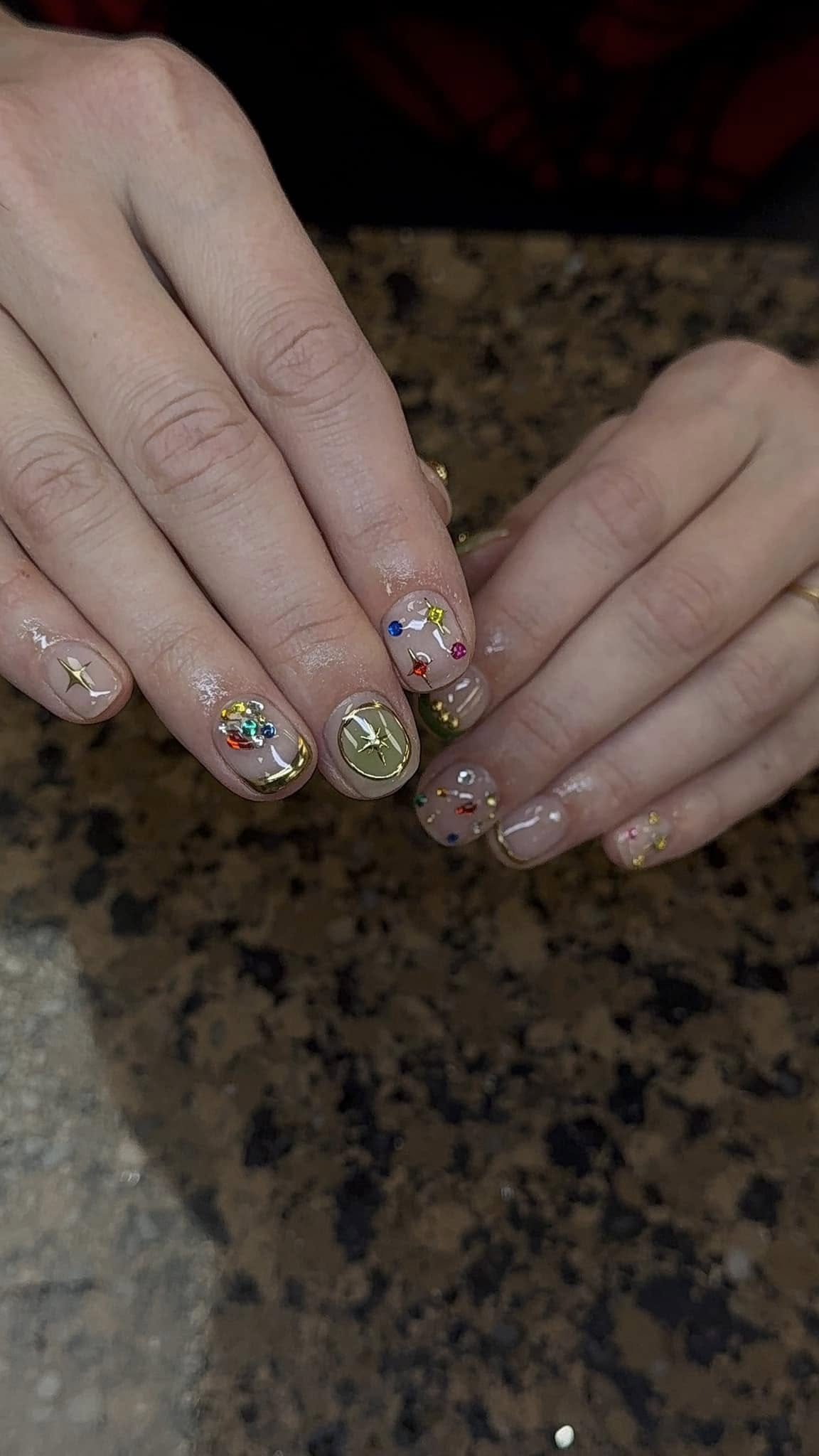 Daisy-Nails-2