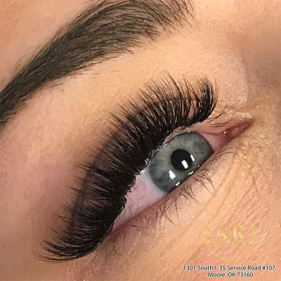 Eyelash extensions and eyebrows 73160