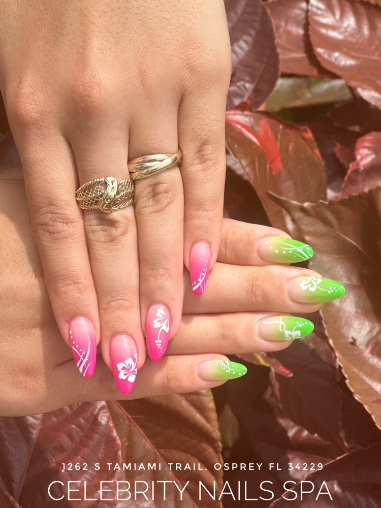 Celebrity nails spa 19082025 (16)