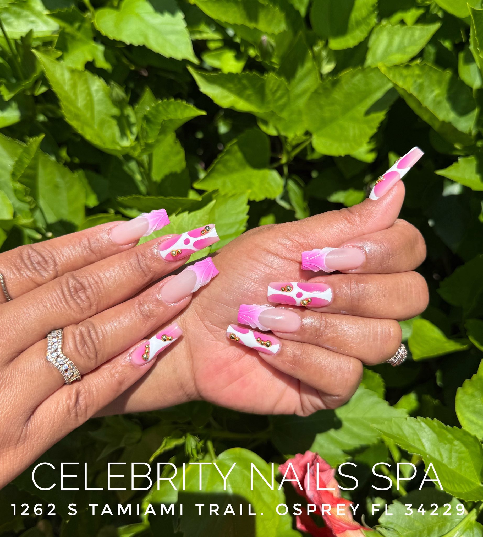 Celebrity nails spa 19082025 (27)