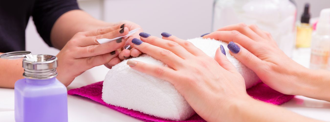 nails 1