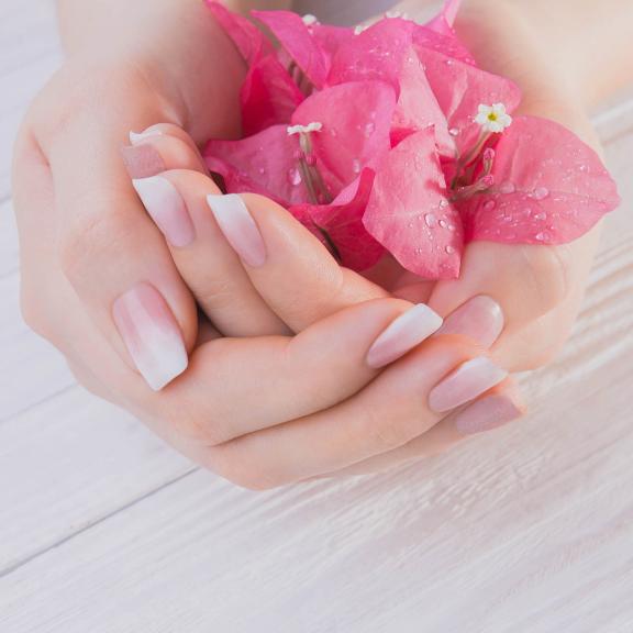 MANICURE
