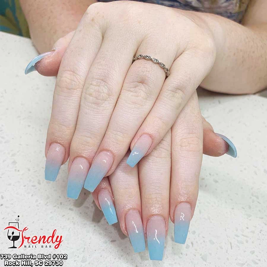 Trendy Nail Bar