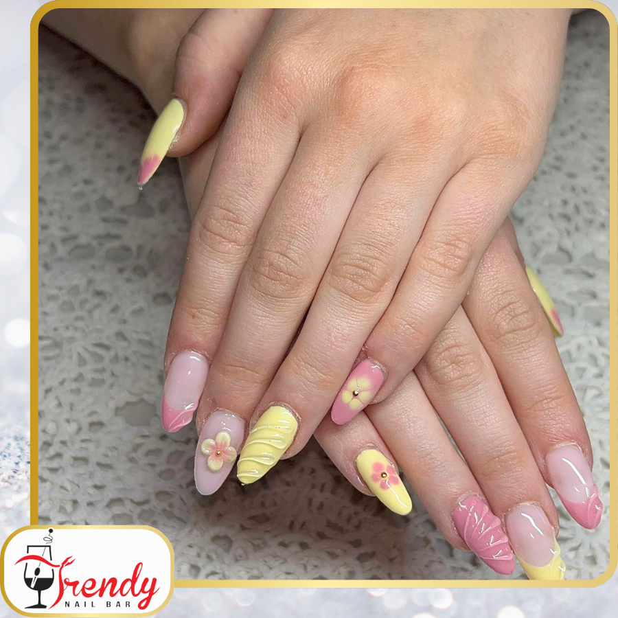 Trendy Nail Bar