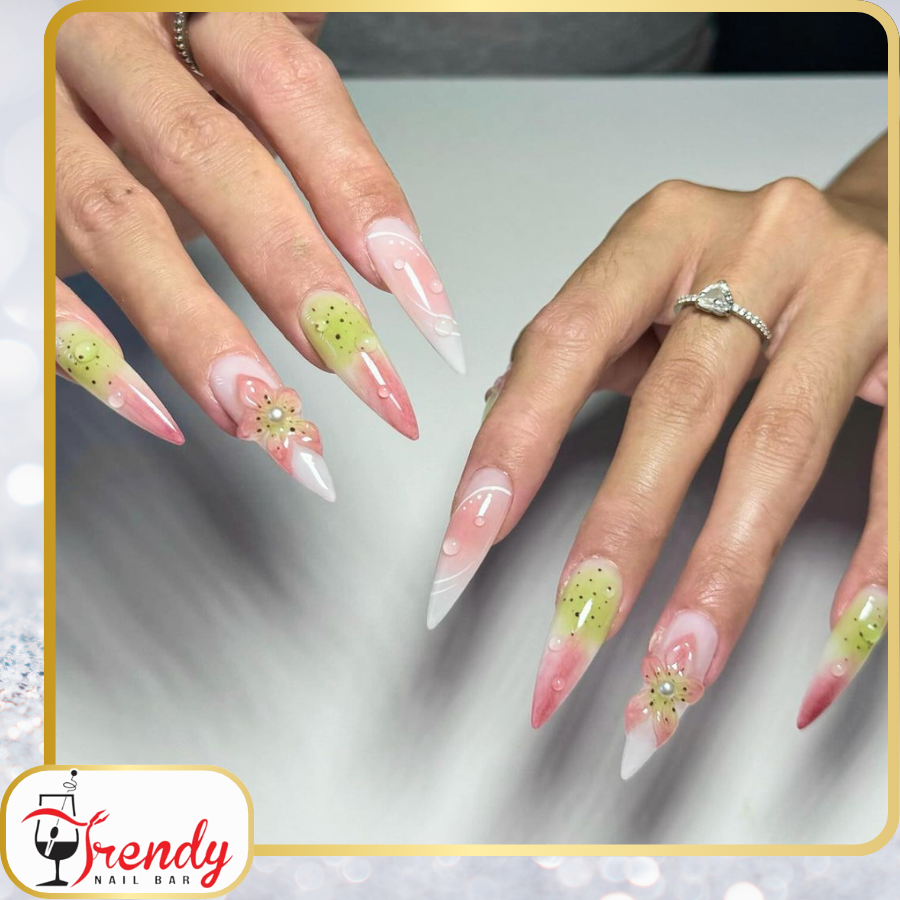 Trendy Nail Bar