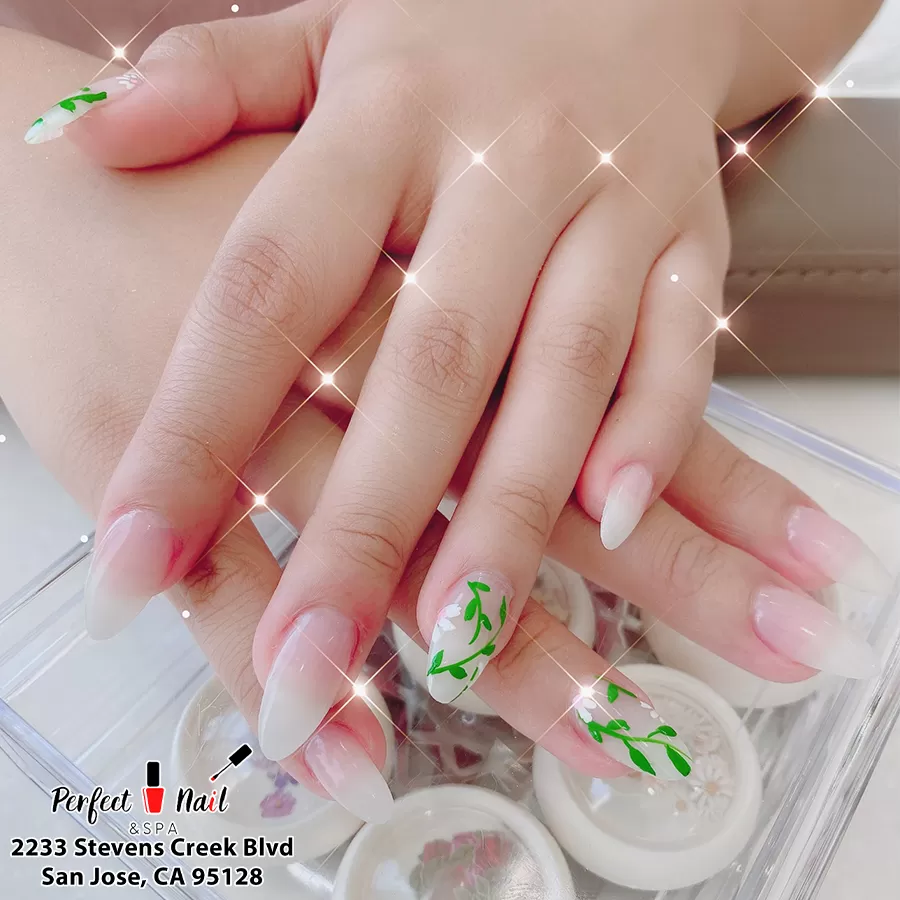 nail salon 95128