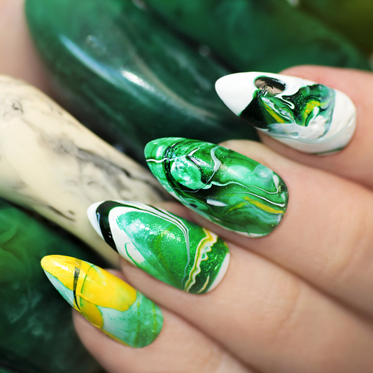 ARTIFICIAL NAILS