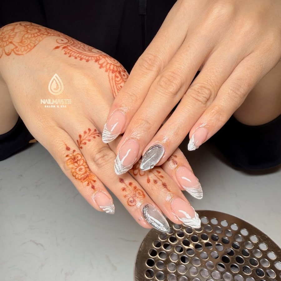 Trendy nail design