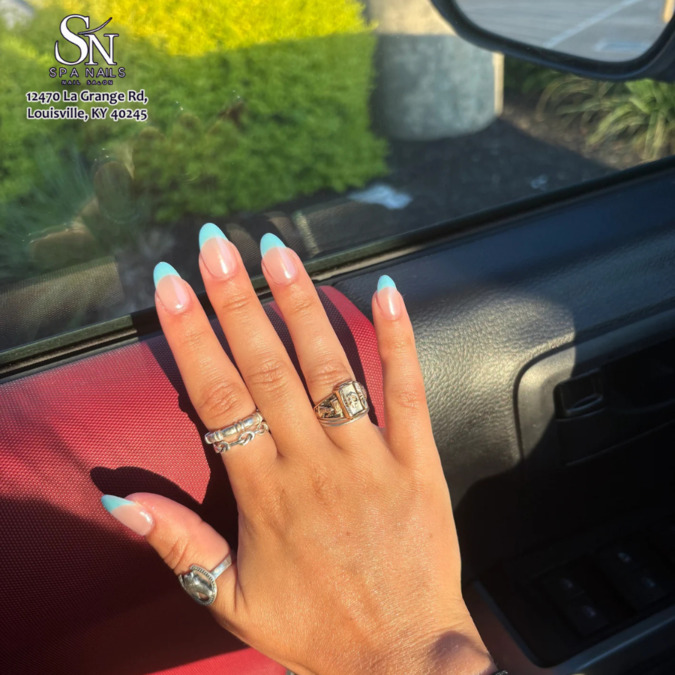 Spa Nails (2)