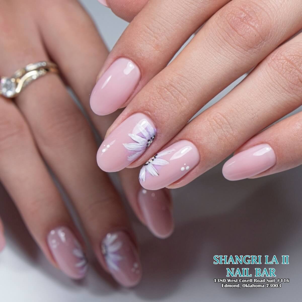 Shangri La II Nail Bar (6)