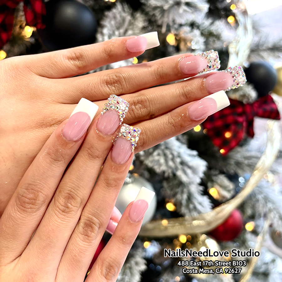 NailsNeedLove-Studio-Costa-Mesa-California-92627