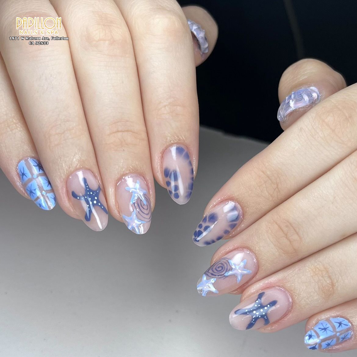 Nail colours