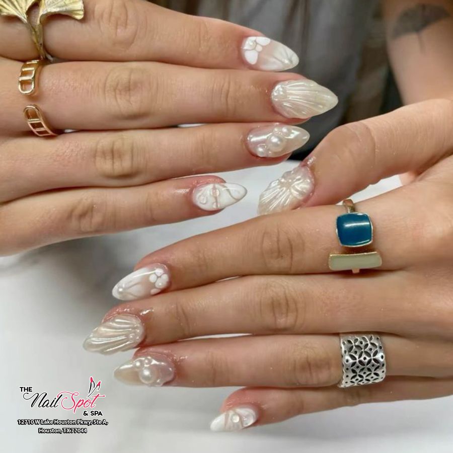 Trendy nail design