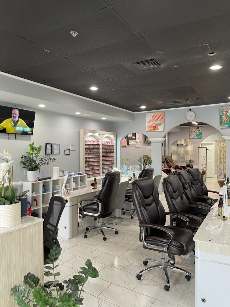 Professional Nail care for Ladies and Gentlemen