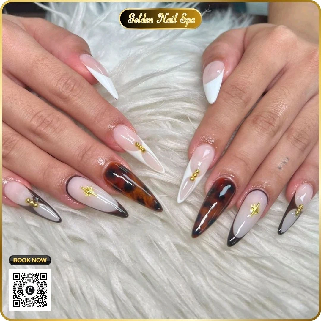  Golden Nail Spa