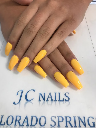 Nails design