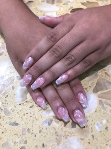 Nails design