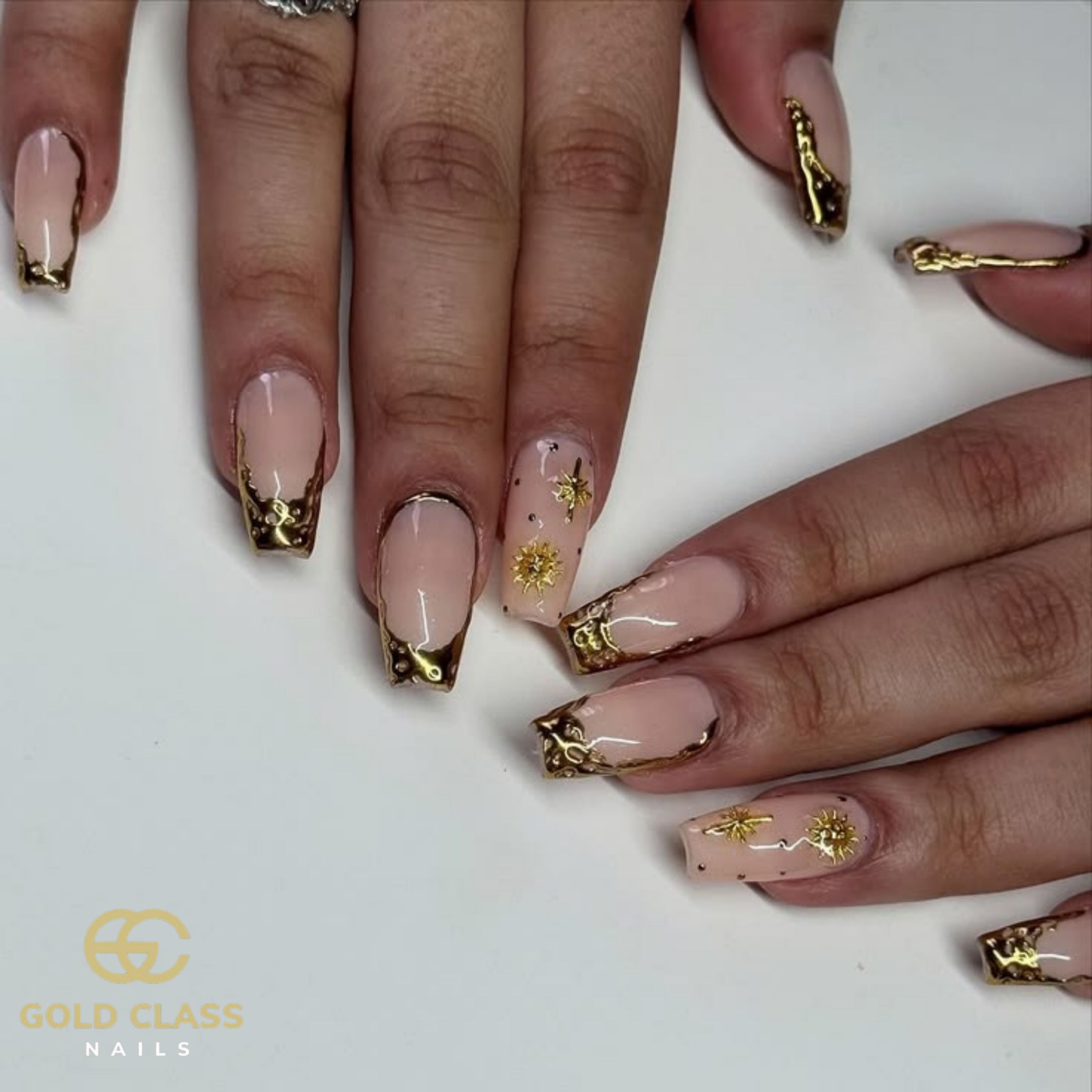 GOLD CLASS NAILS 