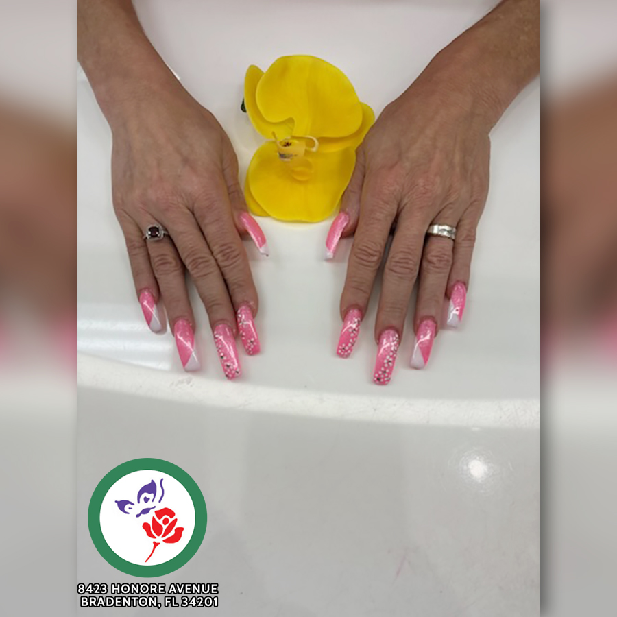 Luxury Nails (1)