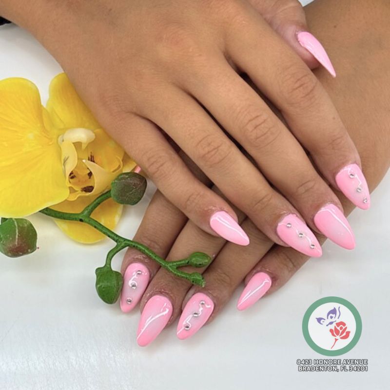Luxury Nails (2)