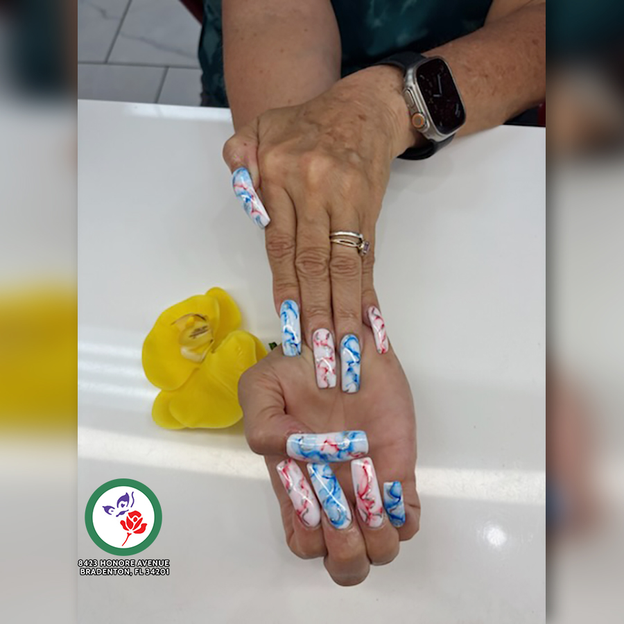 Luxury Nails (4)