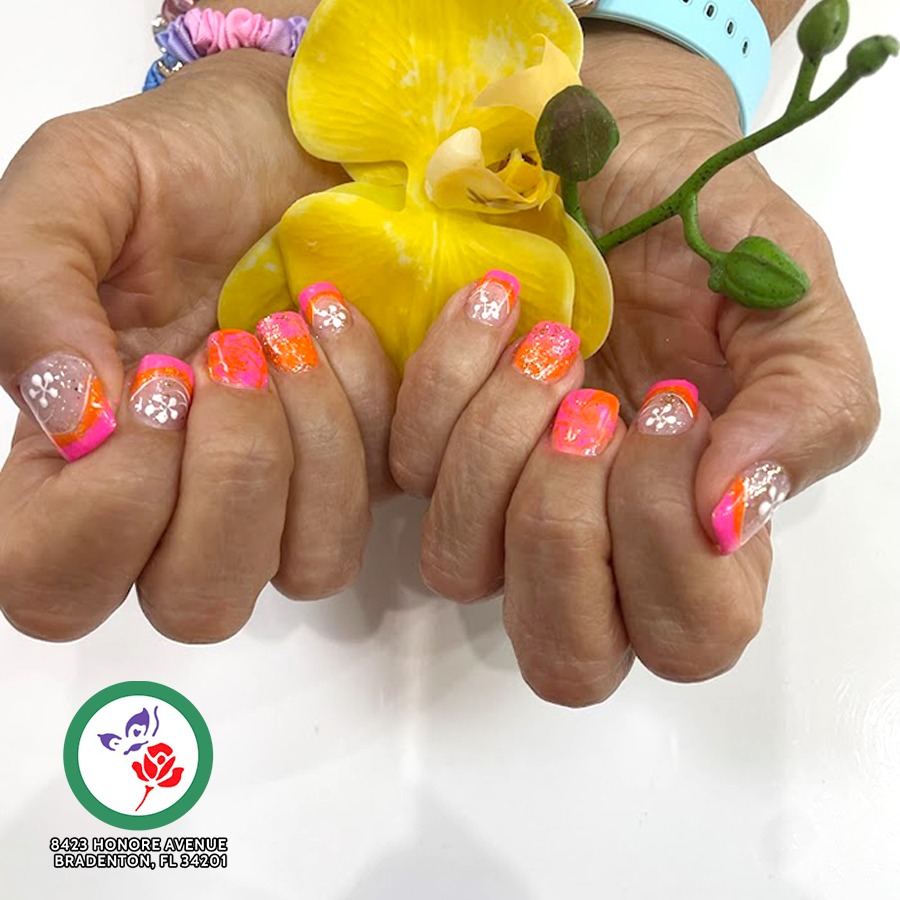 Luxury Nails in Bradenton, FL 34201