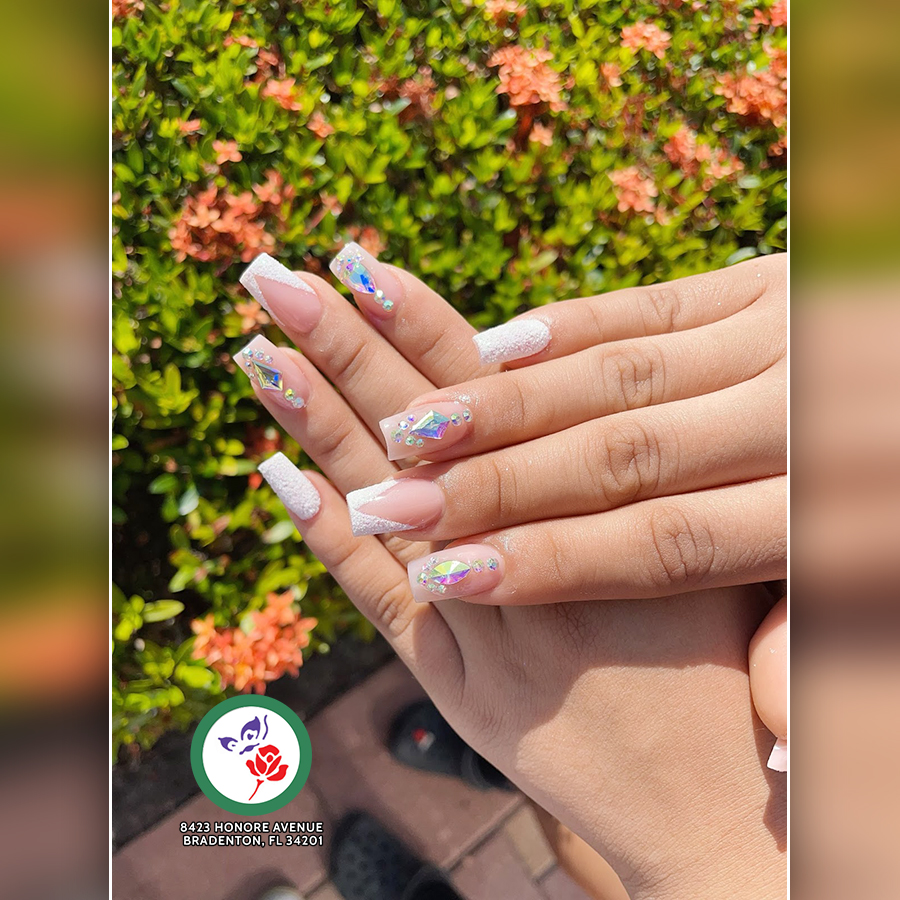 Luxury Nails in Bradenton, FL 34201