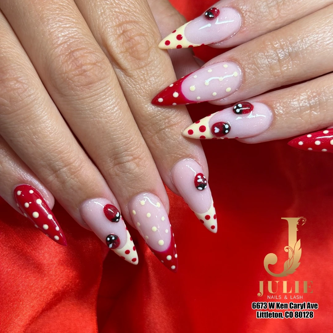 Julie Nails & Lash