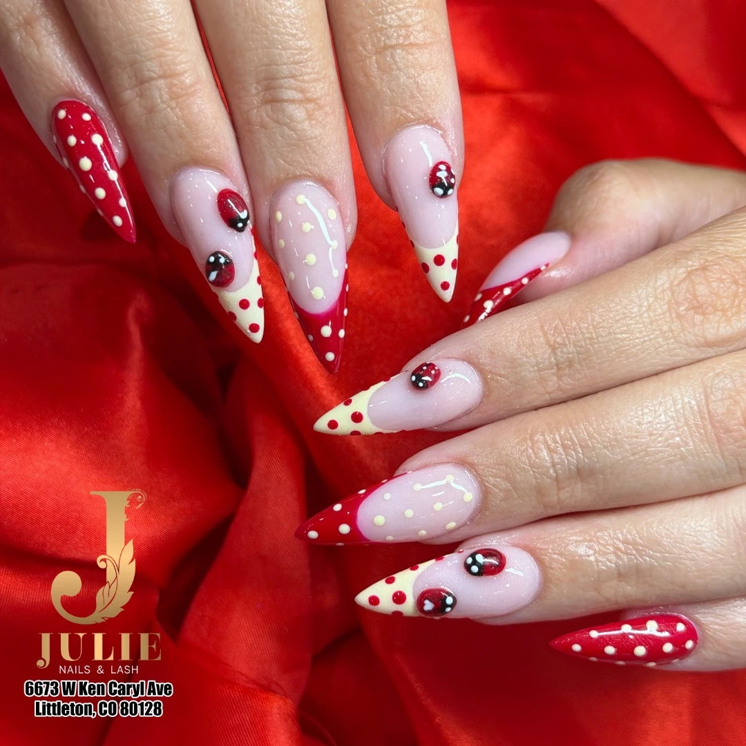 Julie Nails & Lash