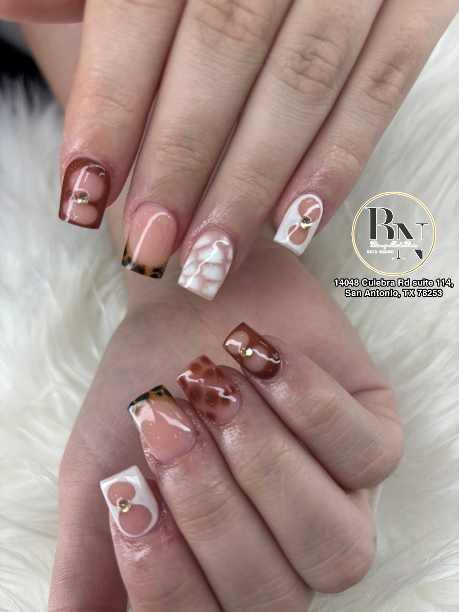 Bling Nail Bar 26092025 (5)