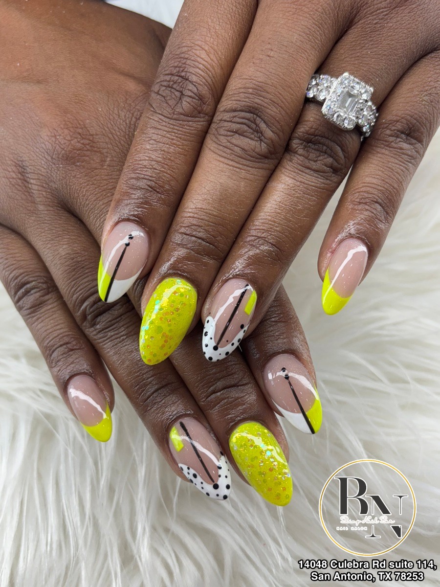 Bling Nail Bar 26092025 (7)