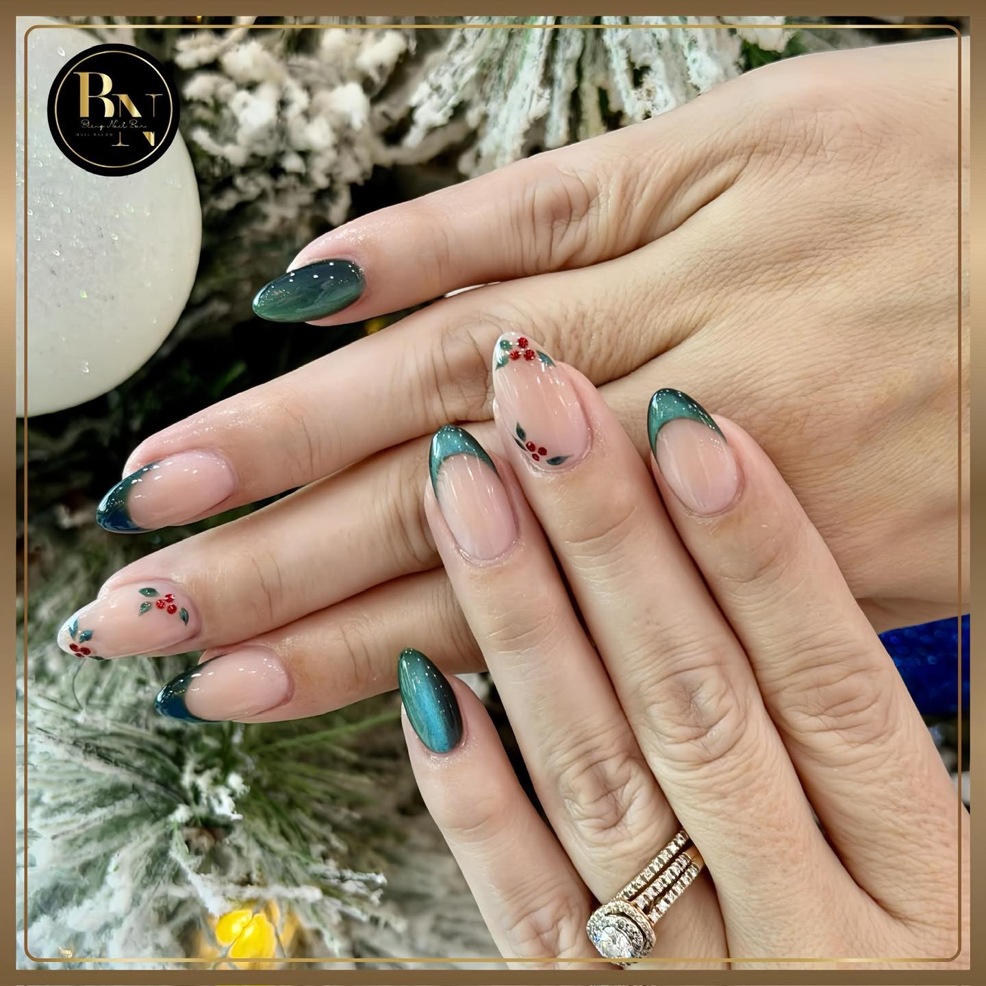 Bling Nail Bar 261225 (10)